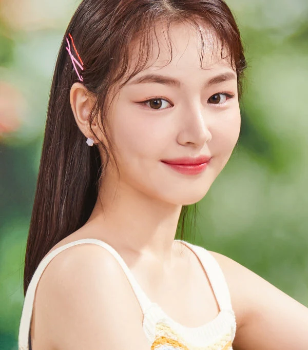 Olens EyeTeen Brown Monthly Colored Contacts - Image 3