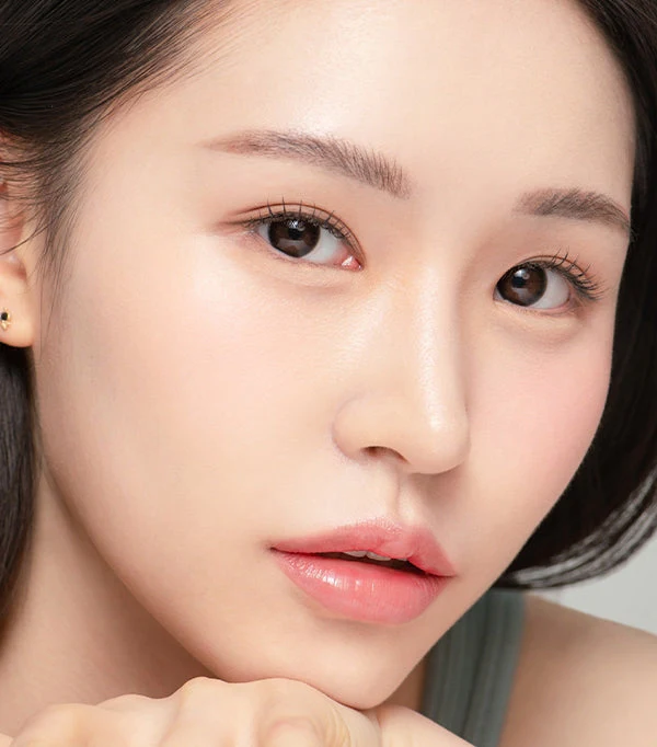 Olens And Black Monthly Color Contact Lenses - Image 5