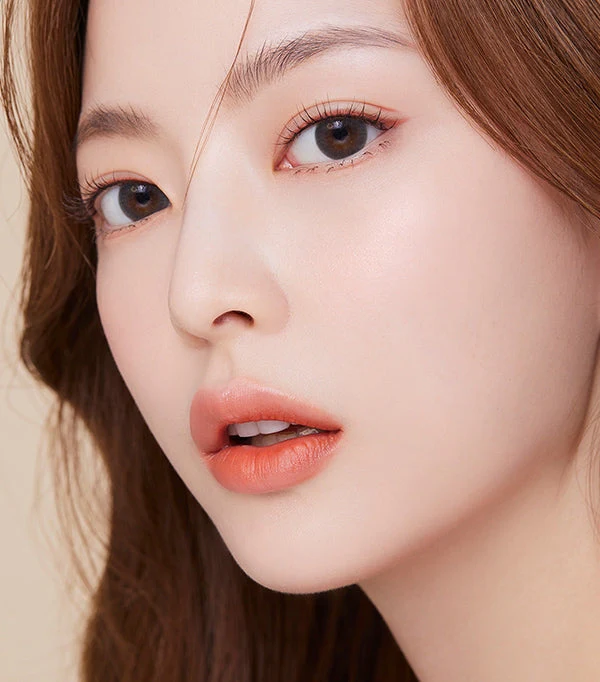Olens Falling Gray Monthly Colord Contacts - Image 3